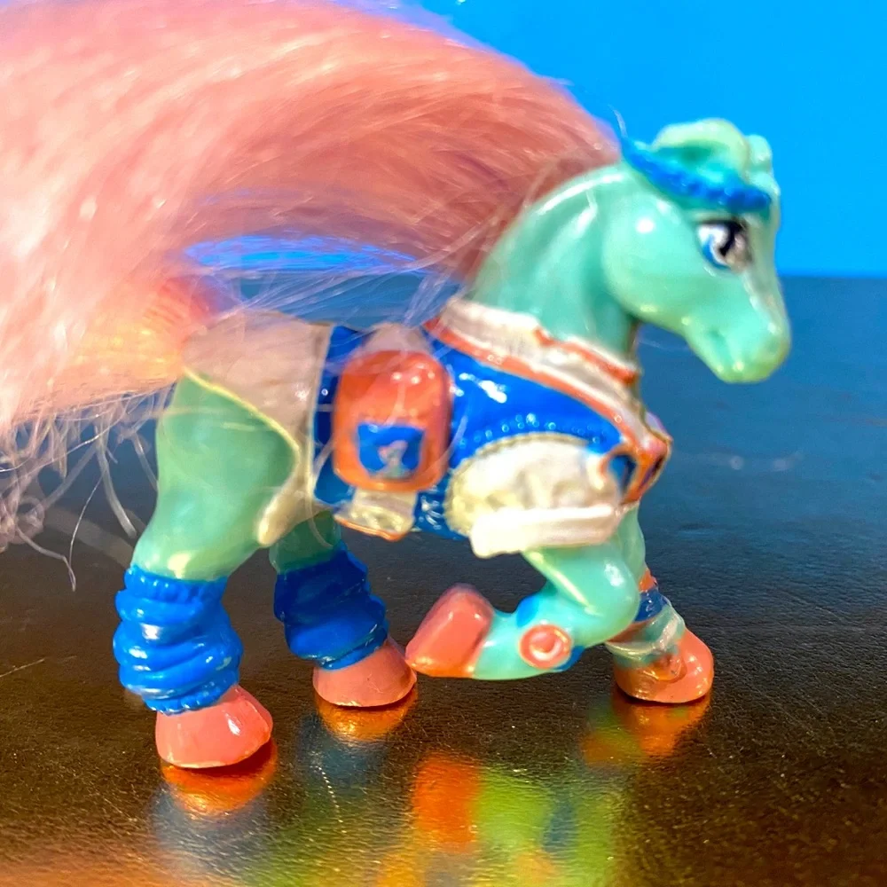 LITTLE BEAUTIES VTG 1991 WORKOUT GIRL MINIATURE PONY PARTY FAVOR TOYS R US 2”